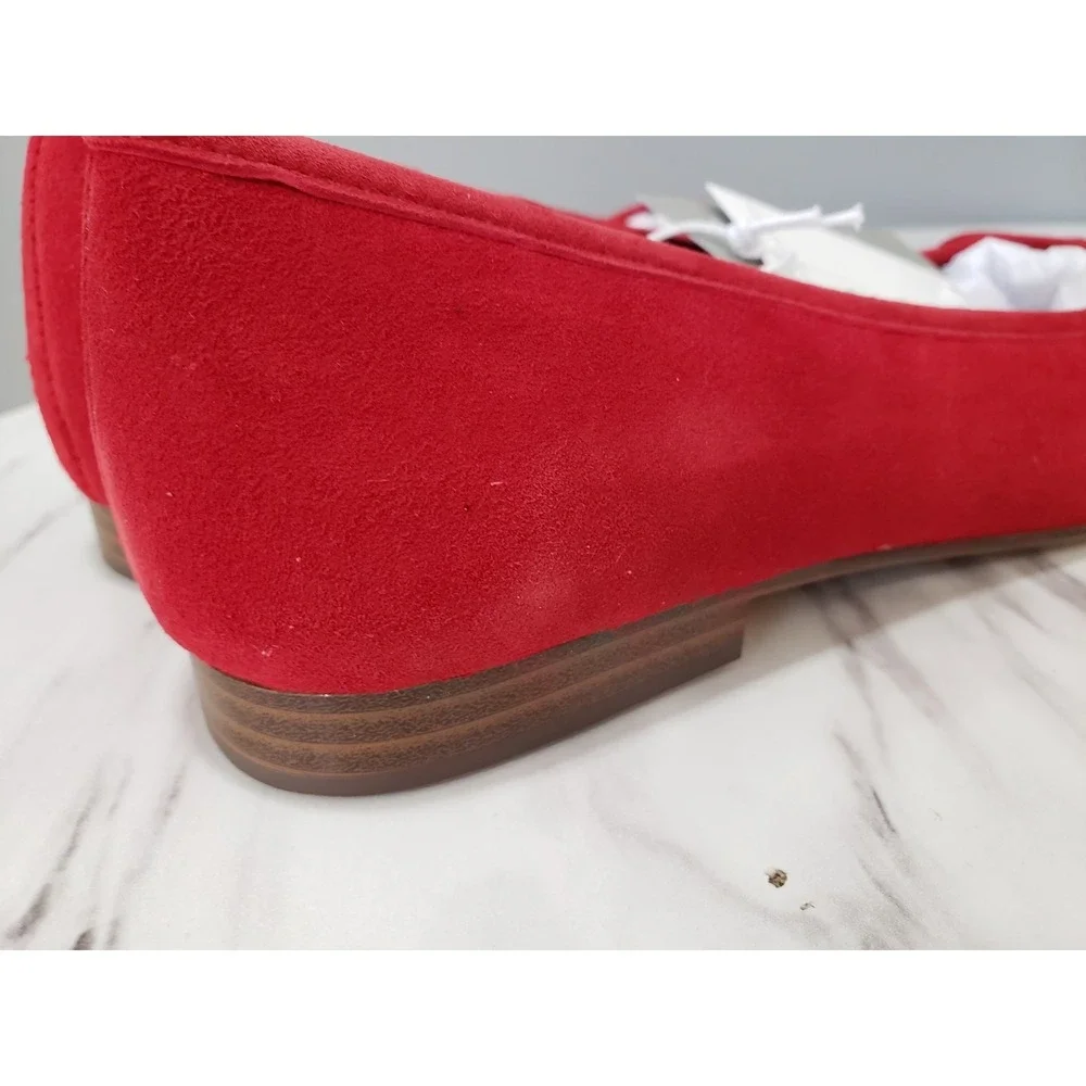 NEW H&M Ballet Flats Womens Size 7 Red Faux Suede Slip On Shoes Round Toe Velvet